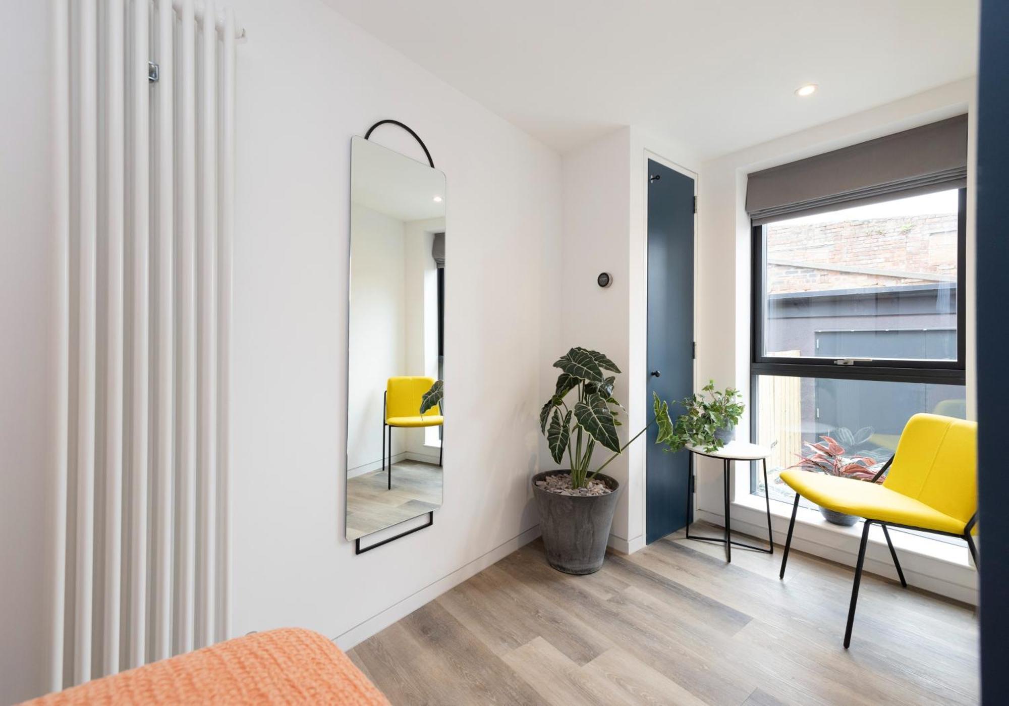 Charming Studios Near Holyrood Park & Calton Hill Эдинбург Номер фото